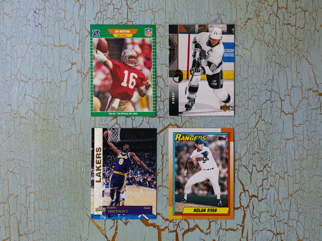 7 Tips for Displaying Your Sports Card Collection Safely